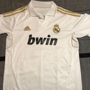 Real Madrid 11-12 Home jersey XL OZIL - YXL/MED